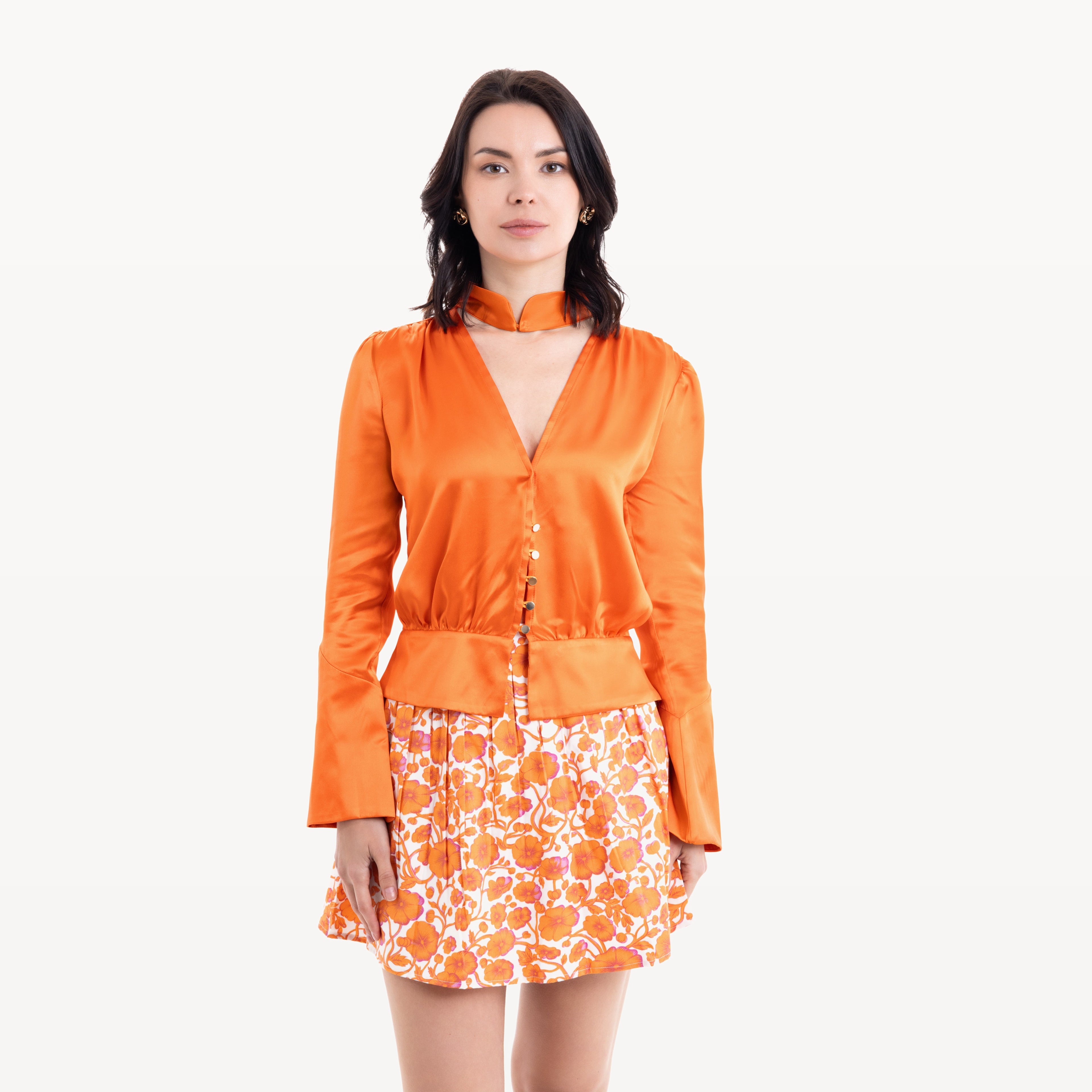 Jupe Nara imprimé fleurs oranges - face rapprochee look